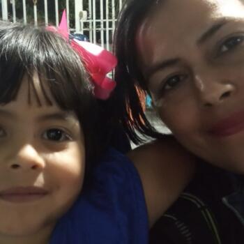 Babysitter Seville: Sandra Patricia