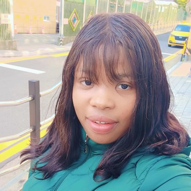 Babysitter in Busan: Esther