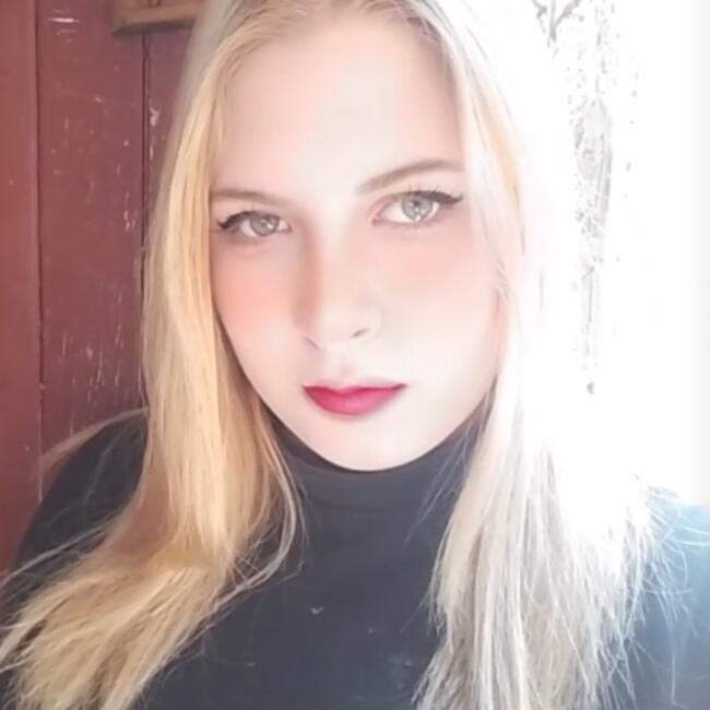 Babysitter in São José do Rio Preto: Ana