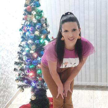 Emprego de babá em Araucária: emprego de babá Valeria