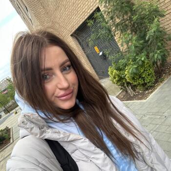 Babysitter in London: Veronica