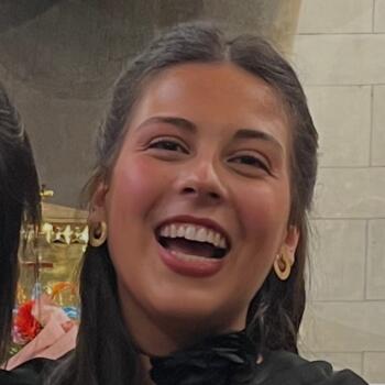 Babysitter in Donostia / San Sebastian: Patricia Iribarren