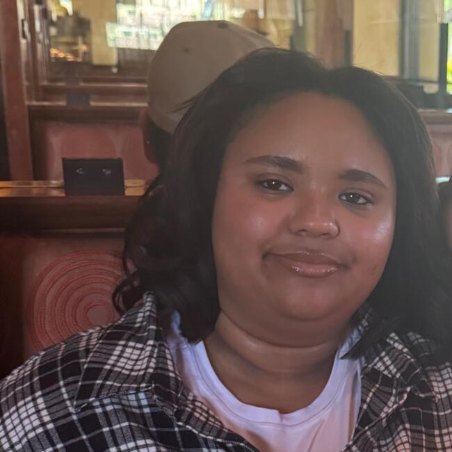 Babysitter in Fontana: Amaya