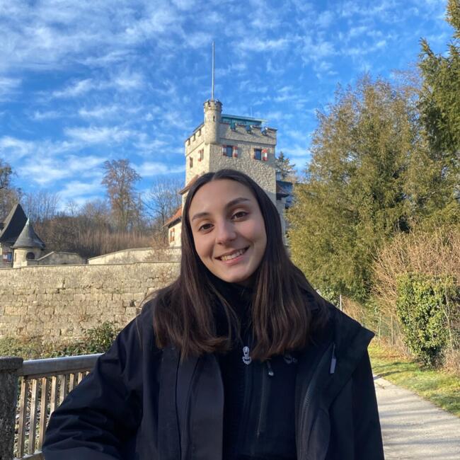 Babysitter in Providencia: Daniela