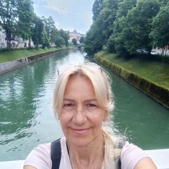 Babysitter in Novi Sad: Vesna