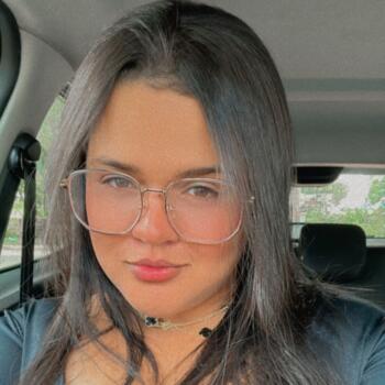 Emprego de babá em Gaspar: emprego de babá Daniela