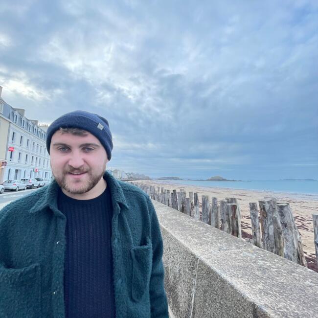Babysitter in Rennes: Maxime