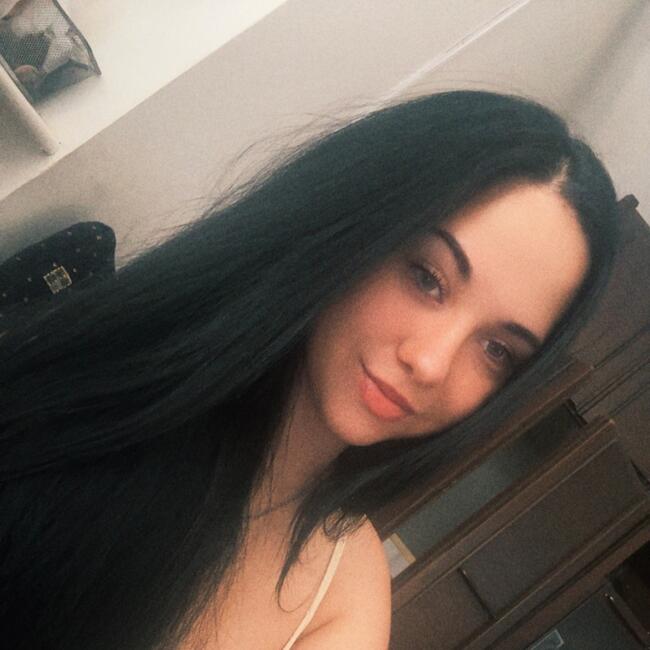 Babysitting job in Szigetszentmiklós: Nikolett