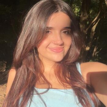 Babá em Matão: Emily