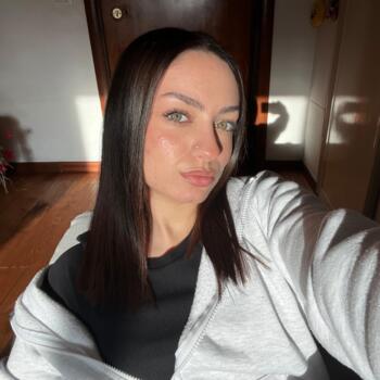 Babysitter Rome: Mirea