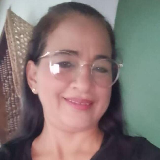 Nanny in L'Hospitalet de Llobregat: Regina