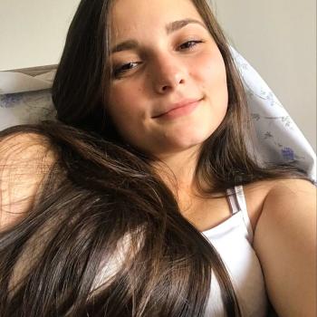 Babá em Blumenau: Elissa