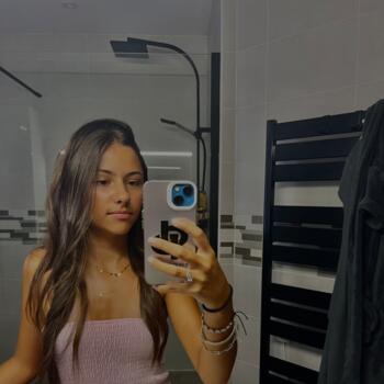 Babysitter in Gazinet: Carla