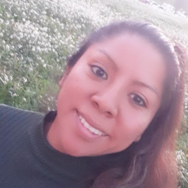 Canguro en Cornellà de Llobregat: Nataly