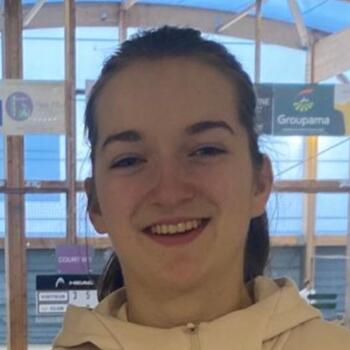 Babysitter Le Loroux-Bottereau: Talia