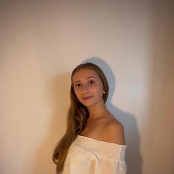 Babysitter in Doornik: Carmen