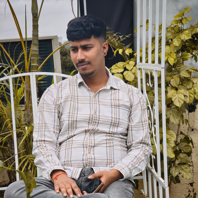 बंगलौर में बेबीसिटर: Sourav