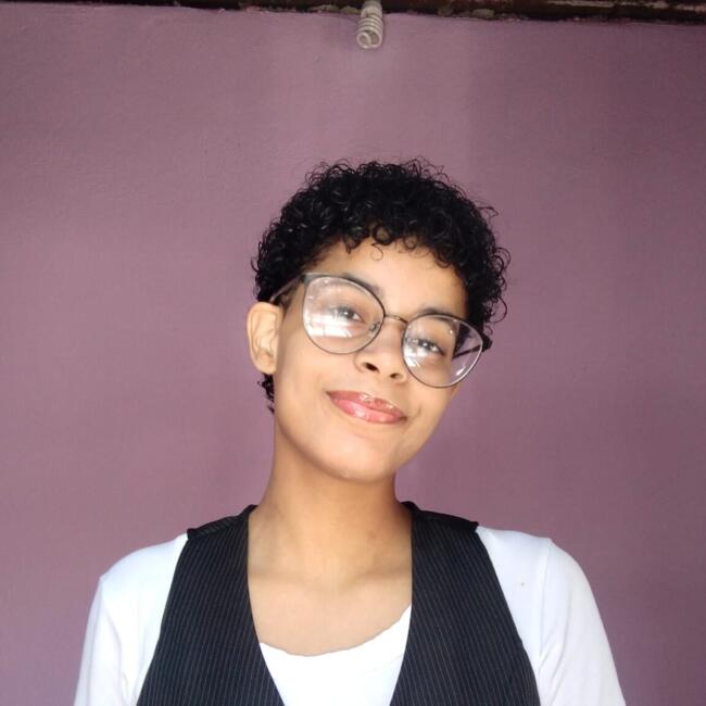 Babysitter in Cotia: Larissa Rosa