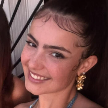 Babysitter in Neuenburg: Lydie