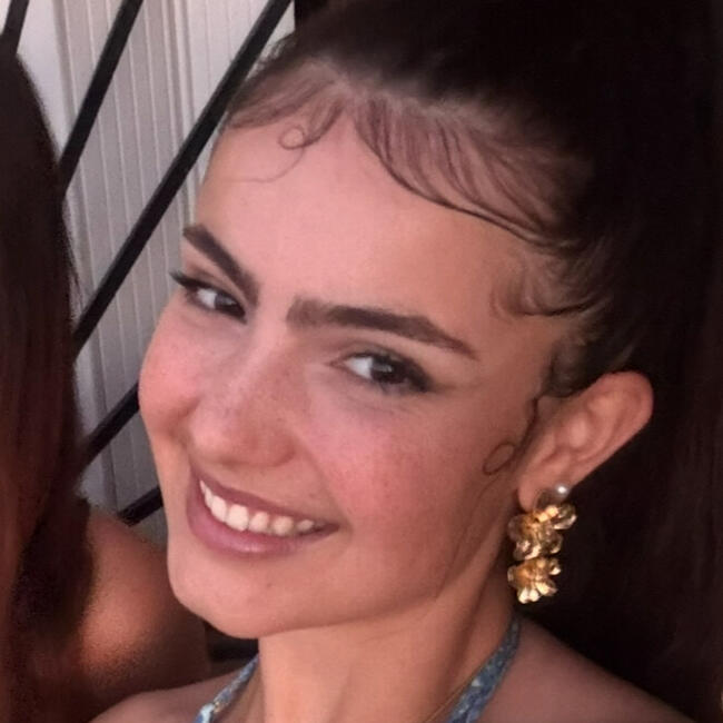 Babysitter in Neuenburg: Lydie