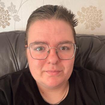 Babysitter in Warrington: Rebecca