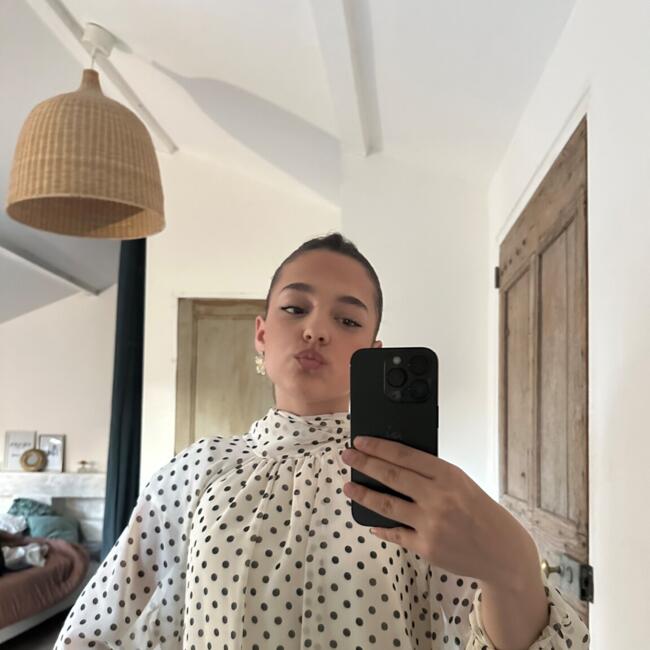 Babysitter in Grignan: Lali