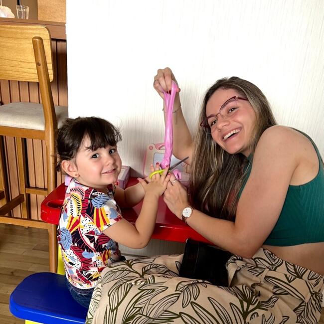 Babysitter in Manhattan Beach: Giovanna