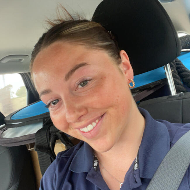 Babysitter in Bendigo: Emily