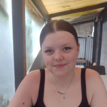 Babysitter in Hervey Bay: Shayla