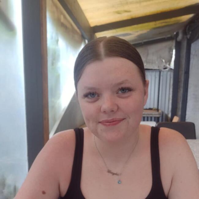 Babysitter in Hervey Bay: Shayla