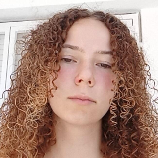 Babysitter in Santa Coloma de Gramenet: Alejandra