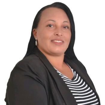 Babysitter in San Juan: Talia Idalia