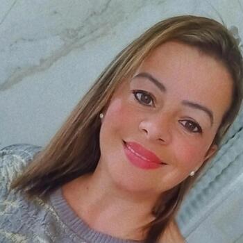 Babysitter in Porto Alegre: Lisandra