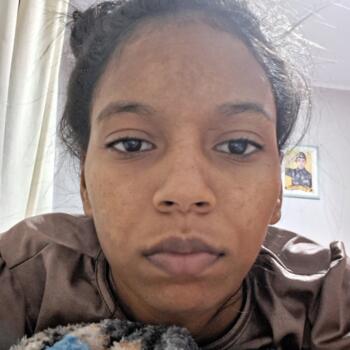 Babysitter Brasília: Bruna silva