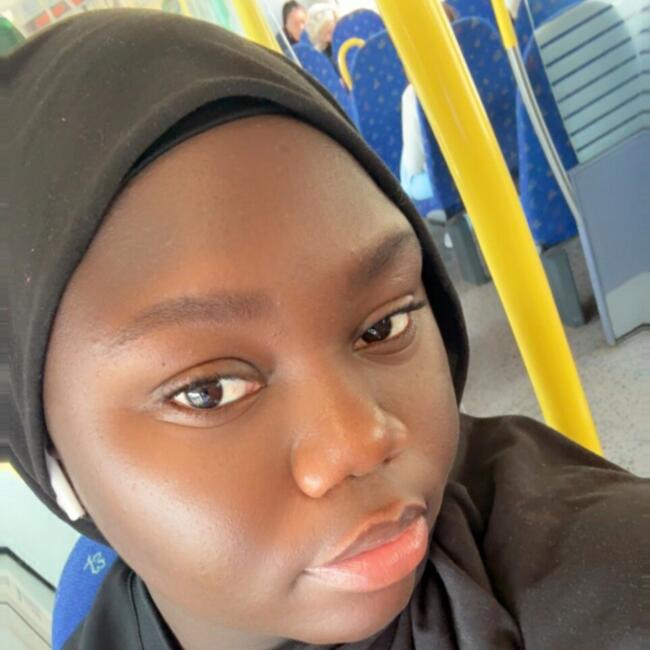 Babysitter in Leicester: Mariam