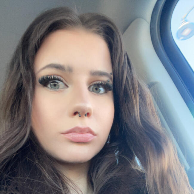 Babysitter in Calgary: Shaylynn