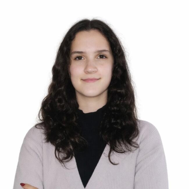 Babysitter in Carcavelos: Madalena