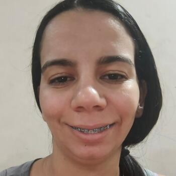Babysitter in Lauro de Freitas: Priscila
