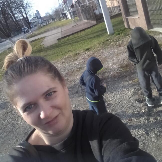 Babysitter in Floreşti: Vira