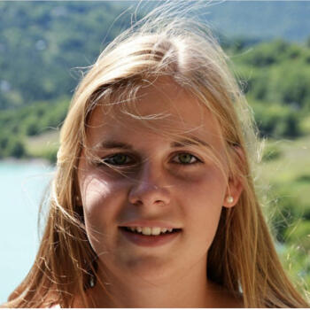 Babysitter Manage: Magaly