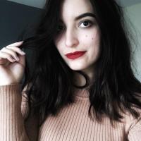 Babysitter Tours: Gwenaelle