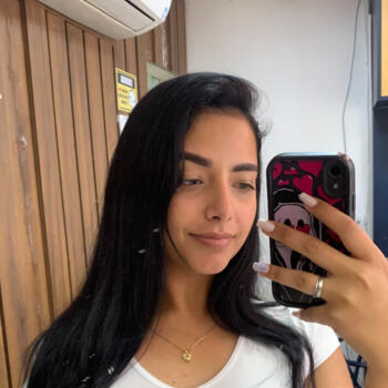 Babá em Itaperuna: Raquel