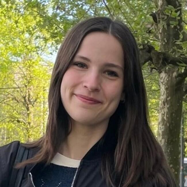 Babysitter in Jette: Camille