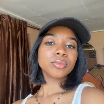 Babysitter in Santo Domingo Este: Adriana Michelle