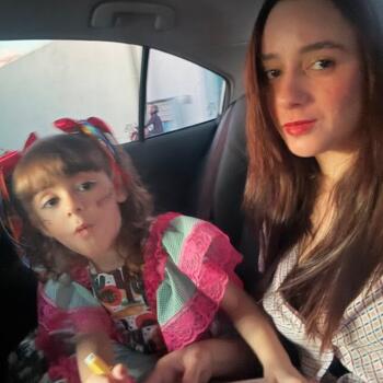 Babysitter Coimbra: Lay
