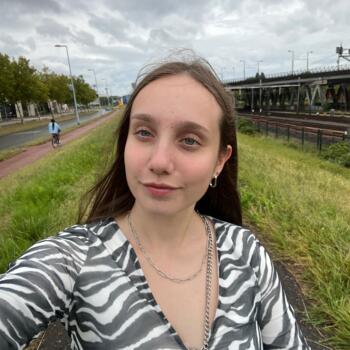 Oppas Rotterdam: Elnara