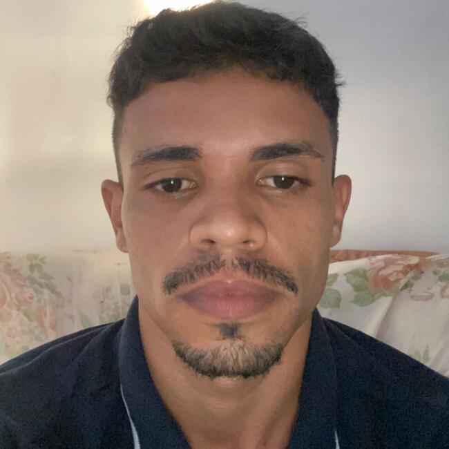 Emprego de babá em São Luís: Naylson