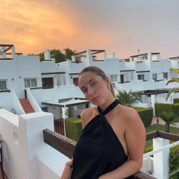 Babysitter in Castelldefels: Alma
