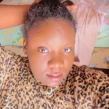 Babysitter in Portmore: Zwekia