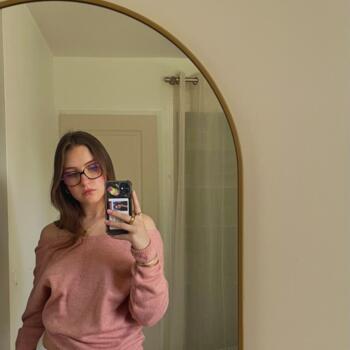Baby-sitter Cérons: Laura